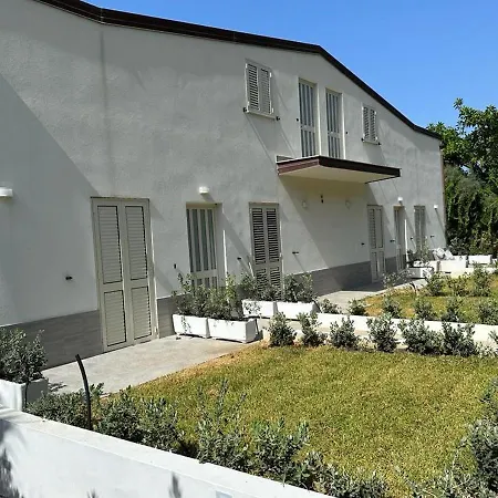 Emmebi Apartment *